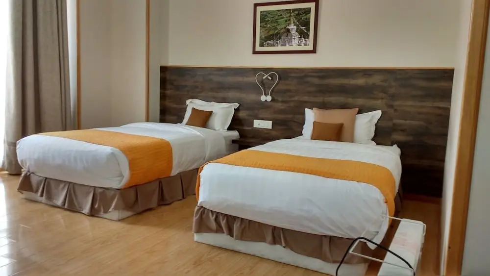Tenzinling Resort