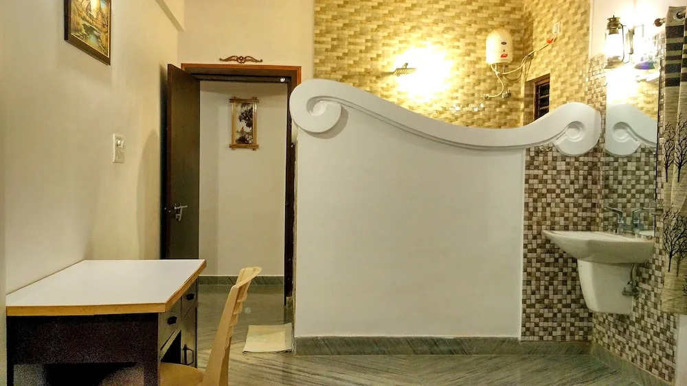 Siolim Suites