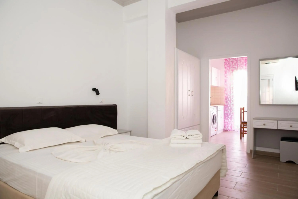 Sea Breeze Hotel