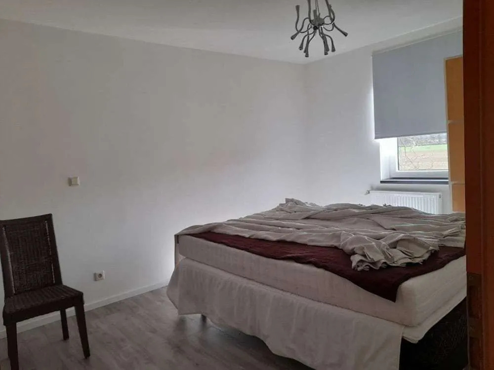 3 Bed House - Sleeps 6 - Parking - Wifi