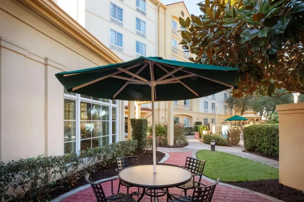 La Quinta Inn & Suites # 988