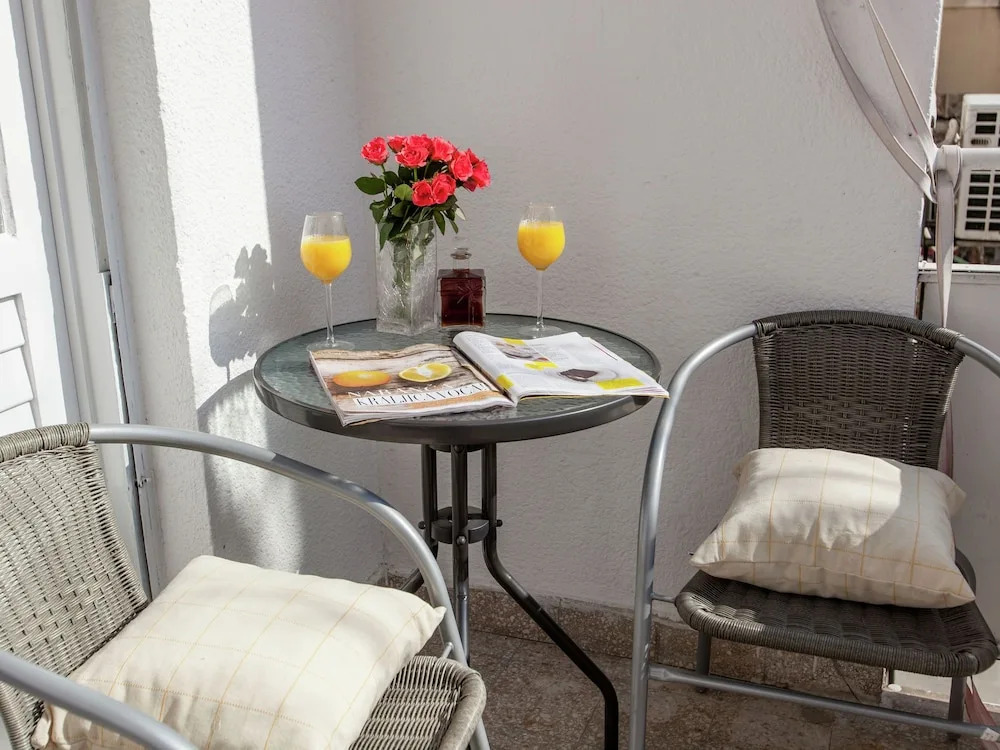 New Modern Fully Furnished Apartment in Center of Split Ideal for 3 Persons
