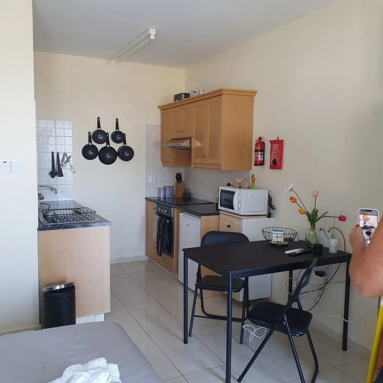 Studio/scenic Views/pool/air Con/near Attractions