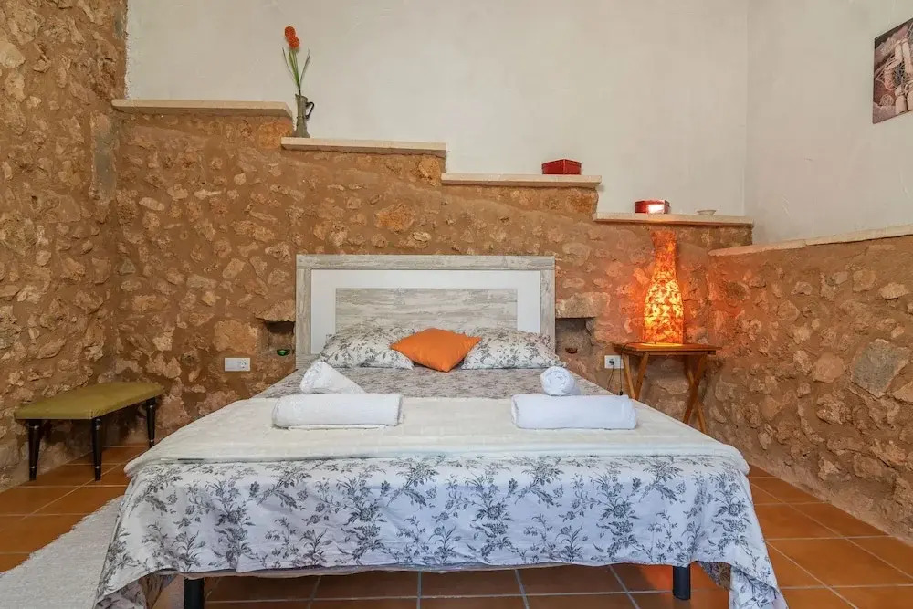 Lo Den Creus in Campos