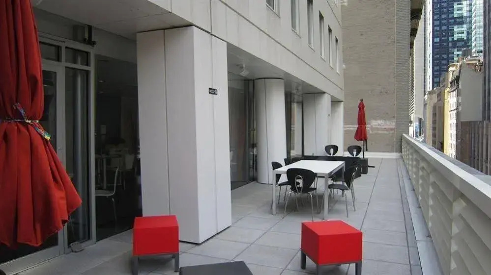 Residence Suites