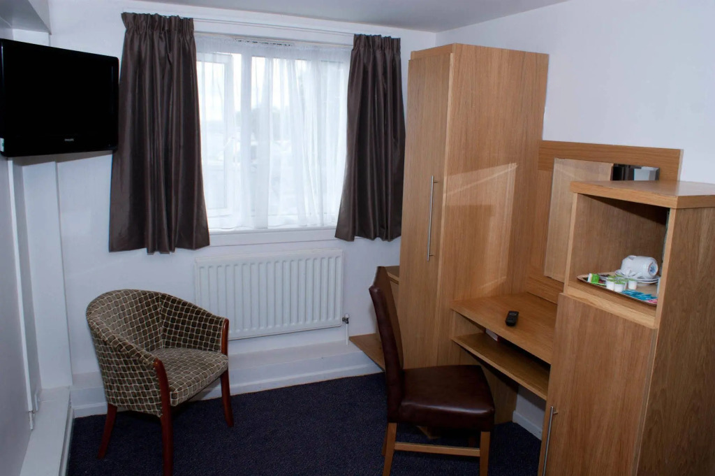 Rooms Inn