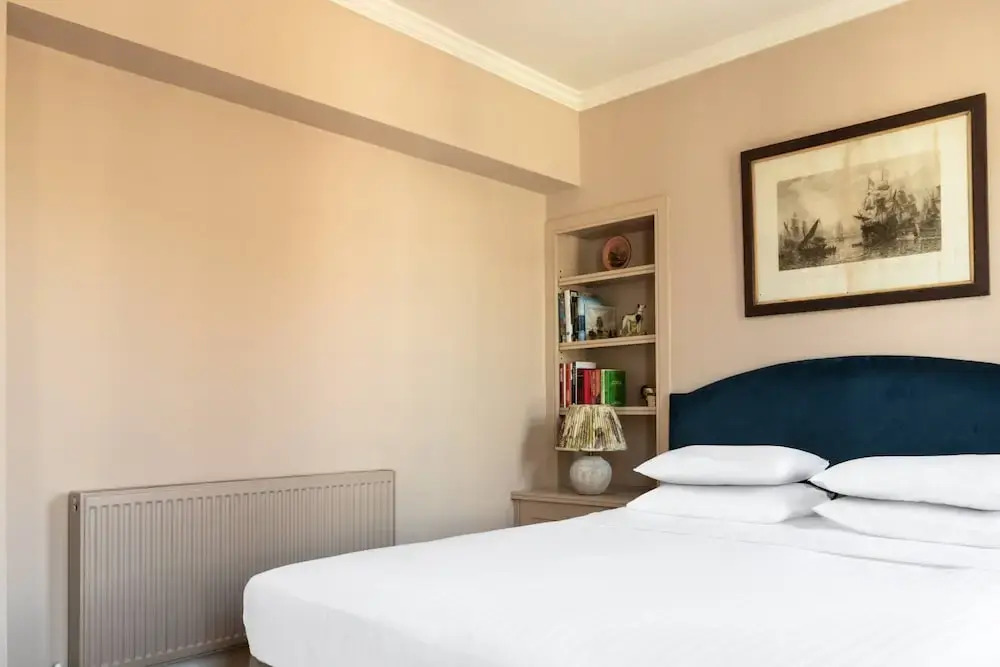 Vernon Street by Onefinestay