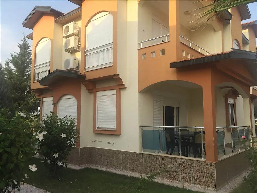 Elegance Villa 12