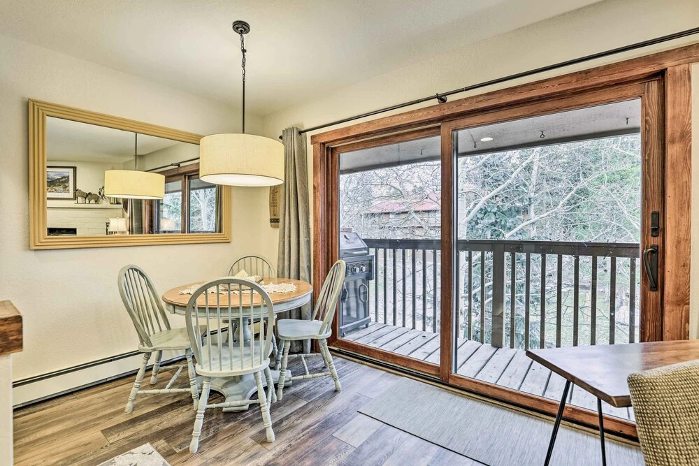 Walk to Lake Dillon: Condo w/ Views in Frisco