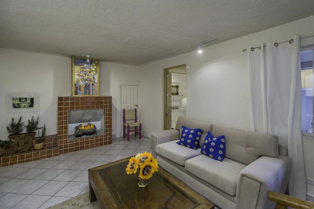 Pied à Terre at Casitas Aparicio