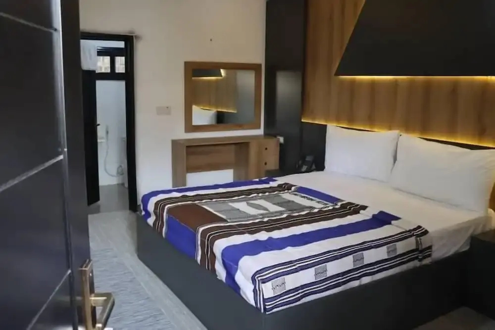 LIA Hotel