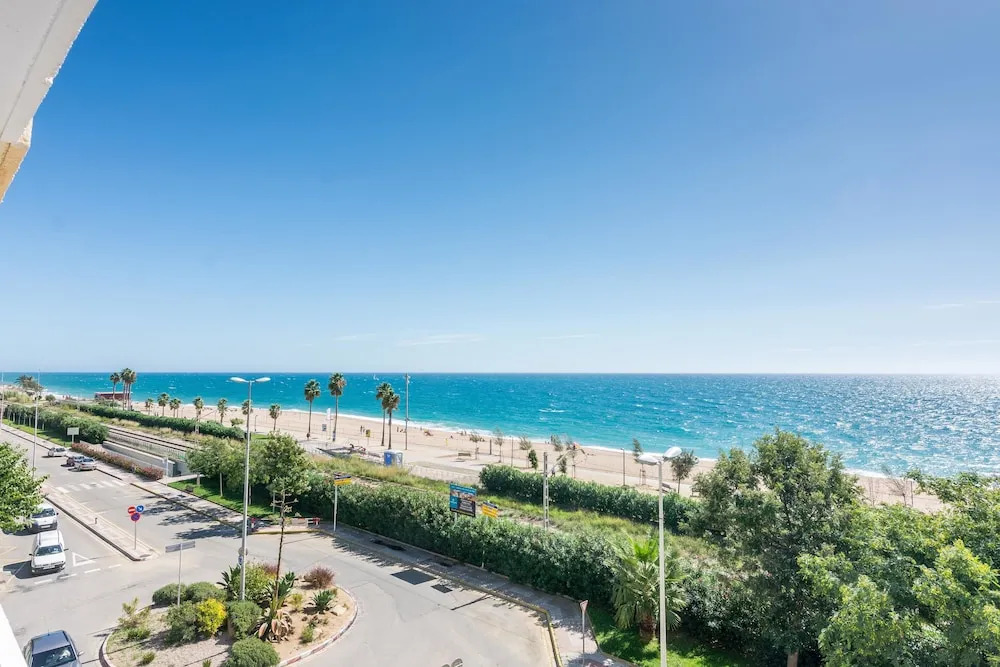 HomeHolidaysRentals Mariluz