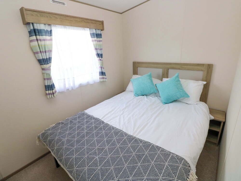 82 Manorbier Park