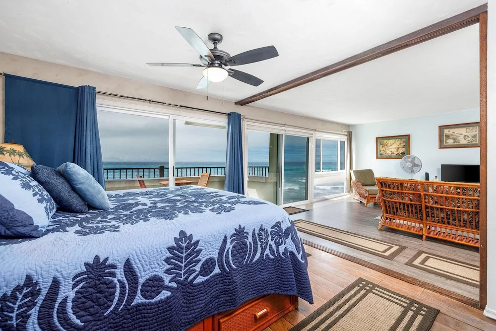Banyan Tree 404D