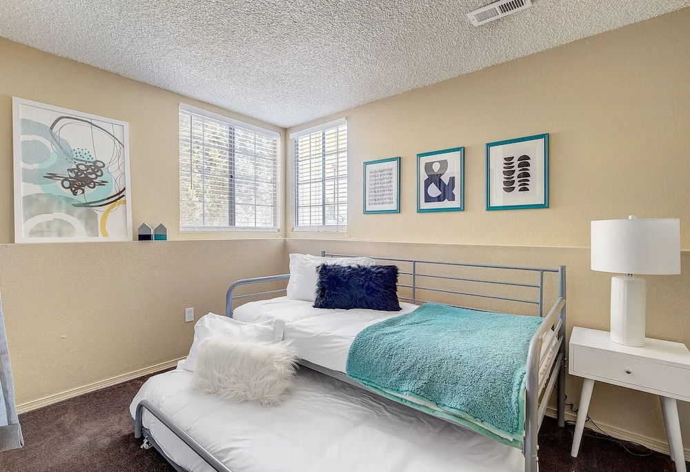 Charming Studio Heart of RiNo District
