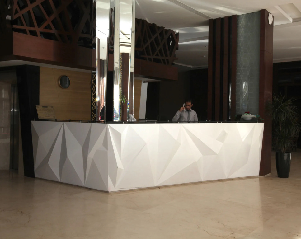 AL Muhaidb ResidenceAl Olaya 1 - Economic