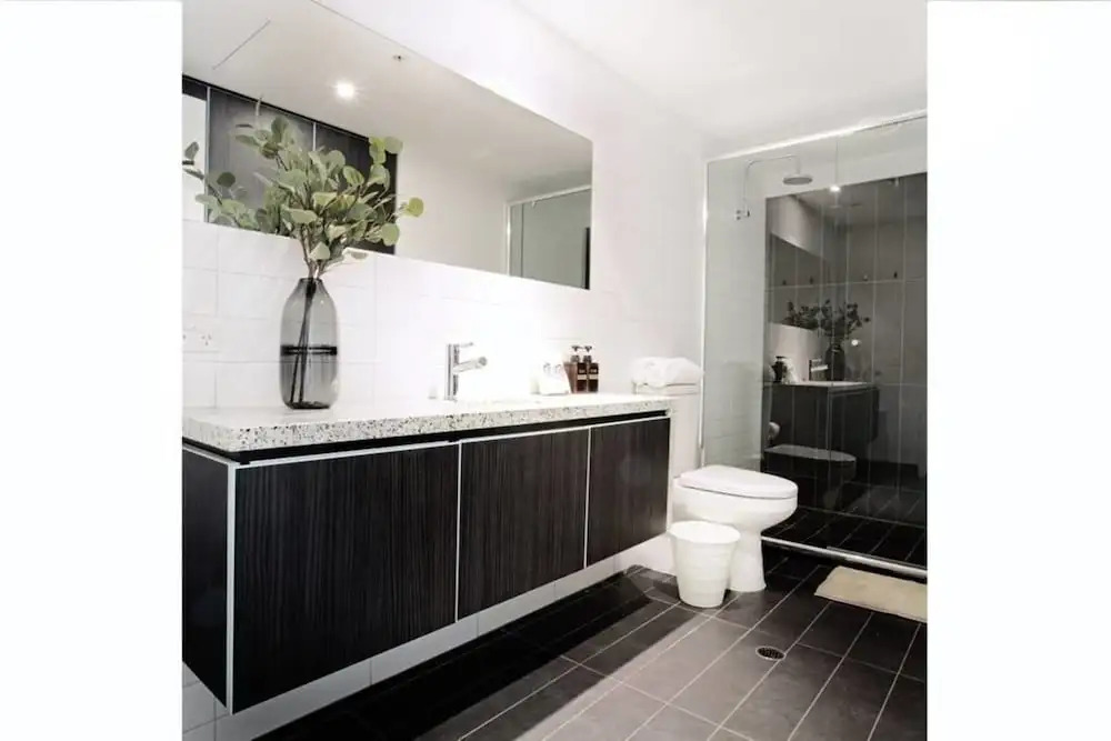 27 Docklands