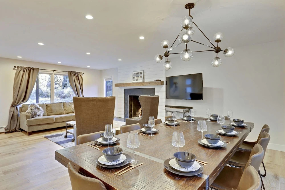 Slopeside Luxury River Chalet by Winter Park Escapes