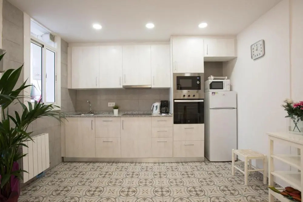 Poble Sec Charming Apartment