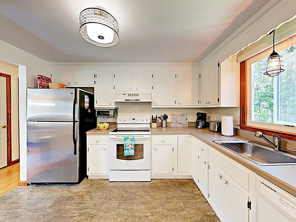 169 Brewster - 3 Br Home