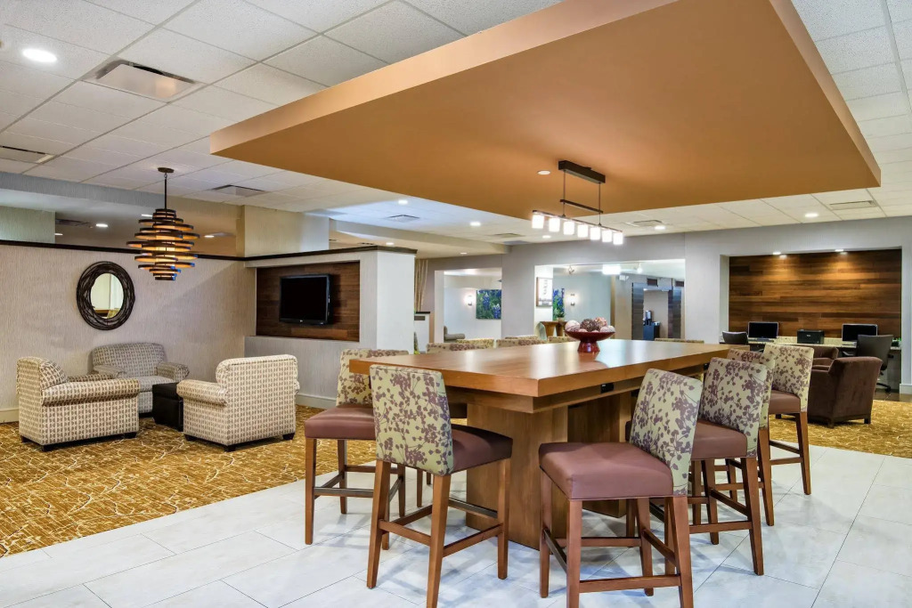 Kozy Hotel Dallas DFW Airport Area West