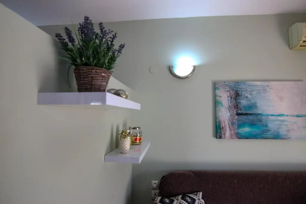 Aggeliki's Hideaway