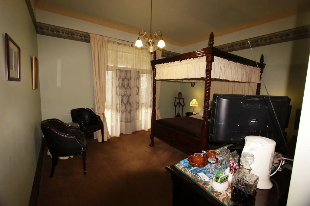 Orana House