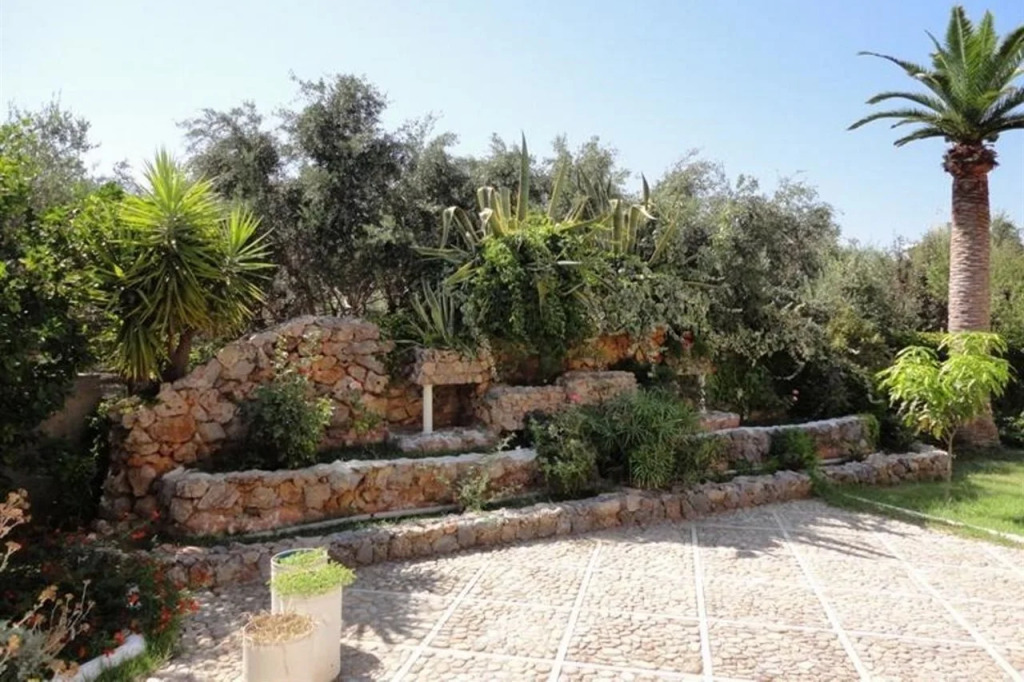 Pergamos Village