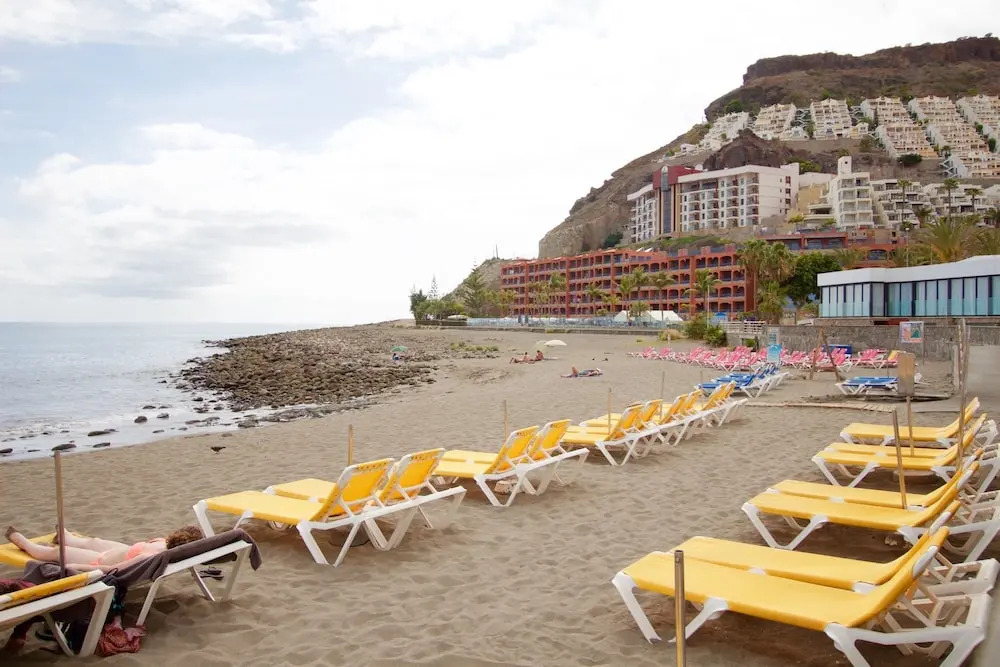 Lightbooking - Peach & Beach Playa del Cura