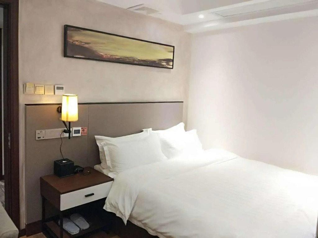 Shanghai Jiuduo Selected Hotel