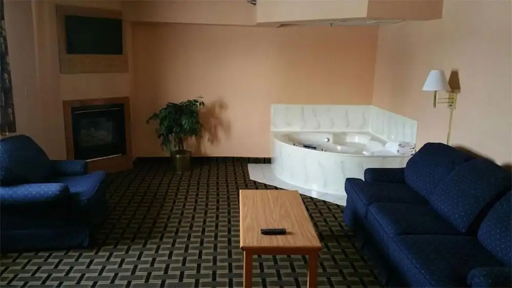 Asteria Inn & Suites