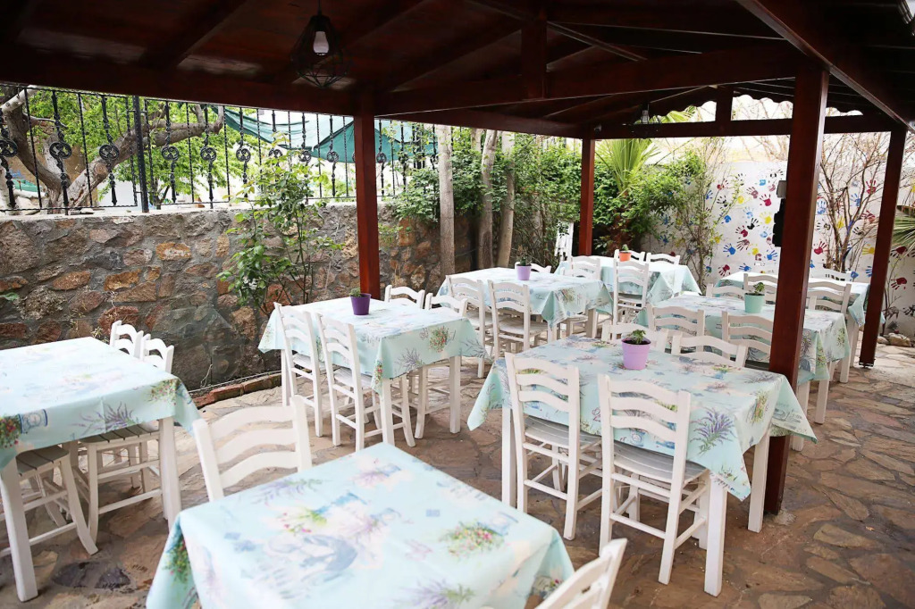 Ebruli Hotel