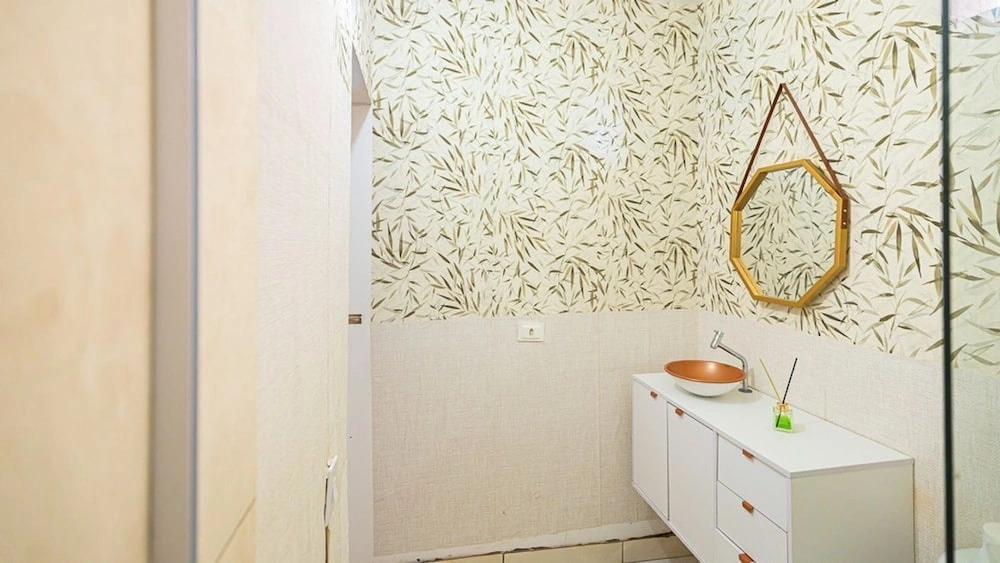 Casa com Piscina e Churrasqueira em Arembepe