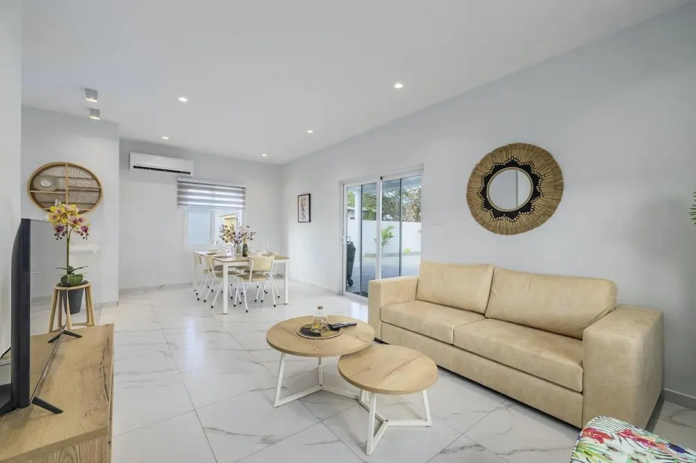 Brand New 3BR 2BA w Private Pool Near Palm Beach