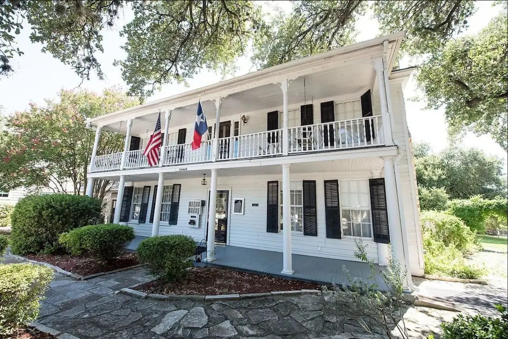 The Inn At Salado