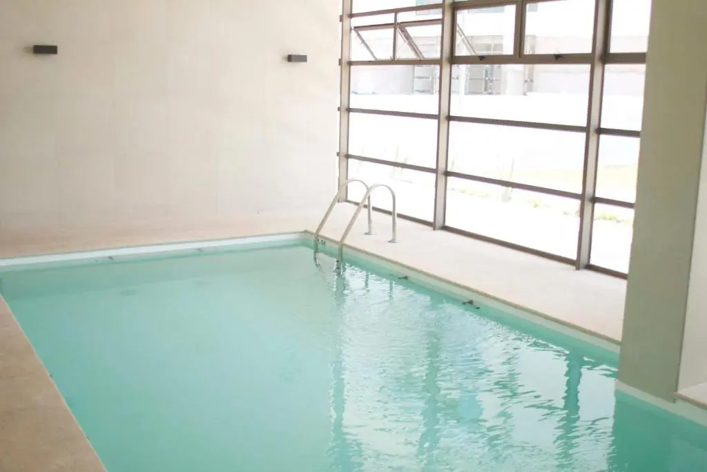 Loica Suites II