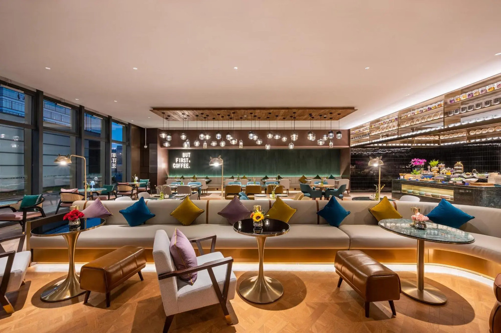 Manxin Shanghai Hongqiao Hub National Exhibition Center Hotel