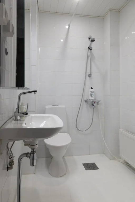 Cozy 1BR apartment with great location