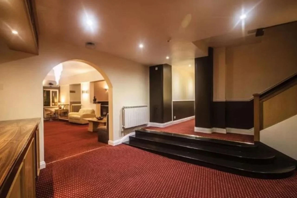 Norfolk Hotel