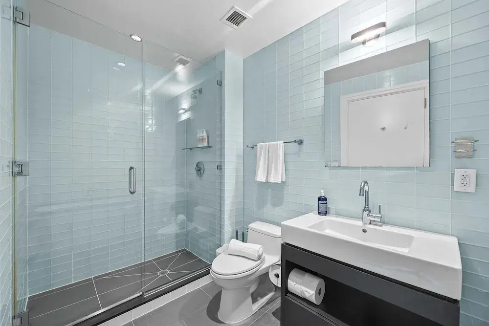 Forte Select Xxii by Rove 2BR Midtown West Apt