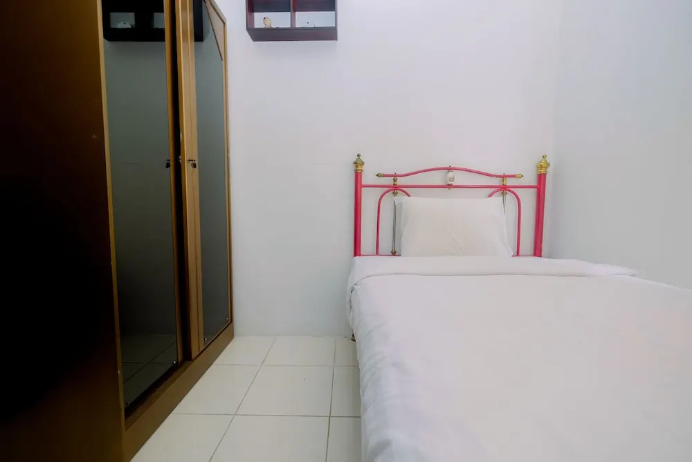 Comfy and Good Location 2BR Mediterania Marina Apartment