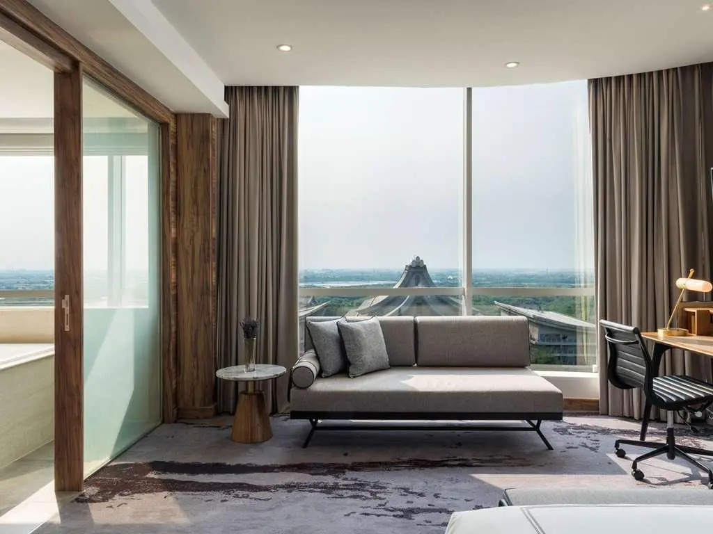 Swissôtel Jakarta PIK Avenue