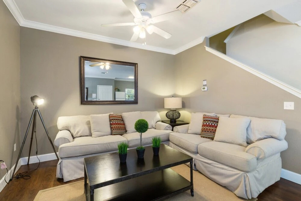 Lucaya Village - 2960 Lucayan Harbour Circle 1-104