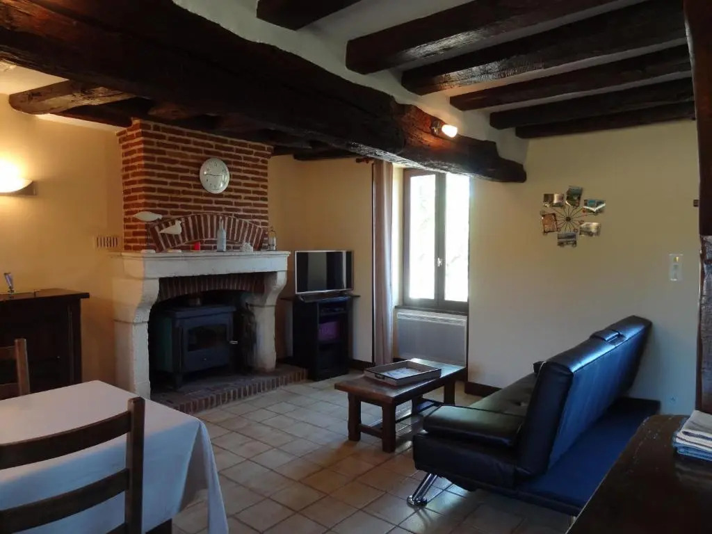 Gîte Confortable au Cœur du Vignoble de Sancerre avec Internet et Proche de la Loire à Vélo - FR-1-586-3