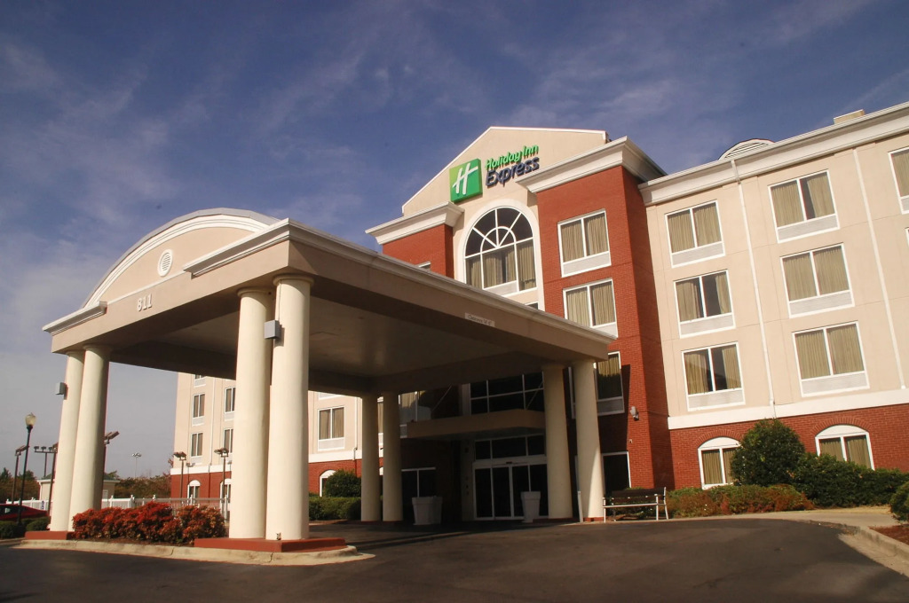 Holiday Inn Express Birmingham Irondale East by IHG