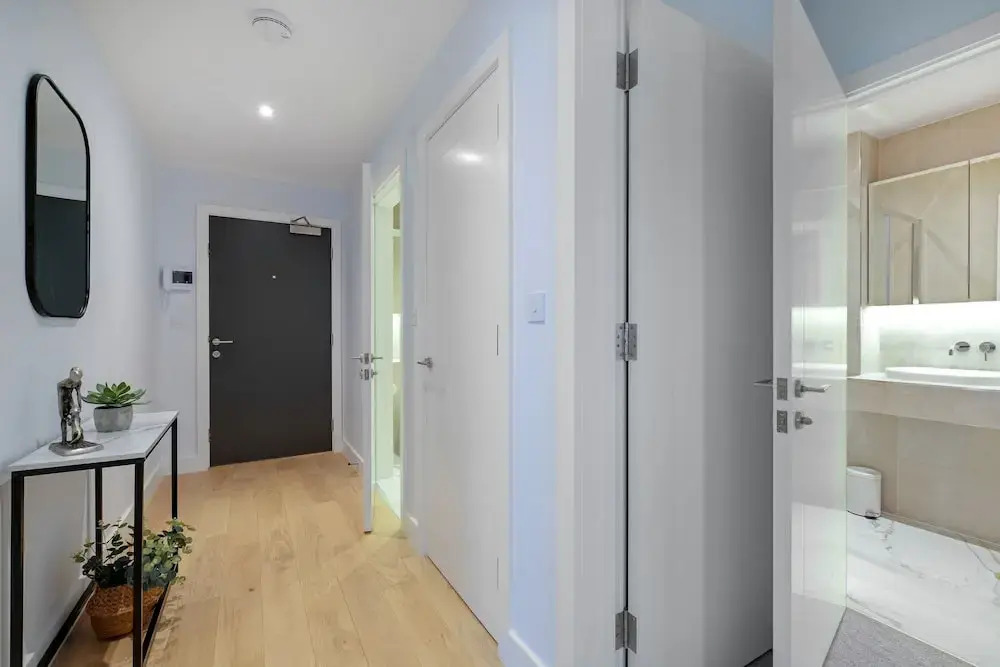 Belmore 1 & 2 Bedroom Luxury Apartment