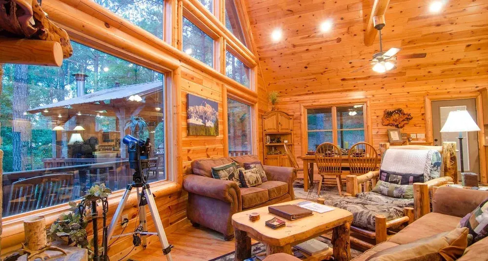 Denali Private Cabin Includes Xbox, Hot Tub, and Stone Pizza Oven by Redawning