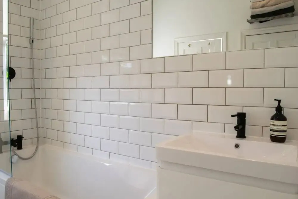 Stunning First Floor Flat In Excellent Location