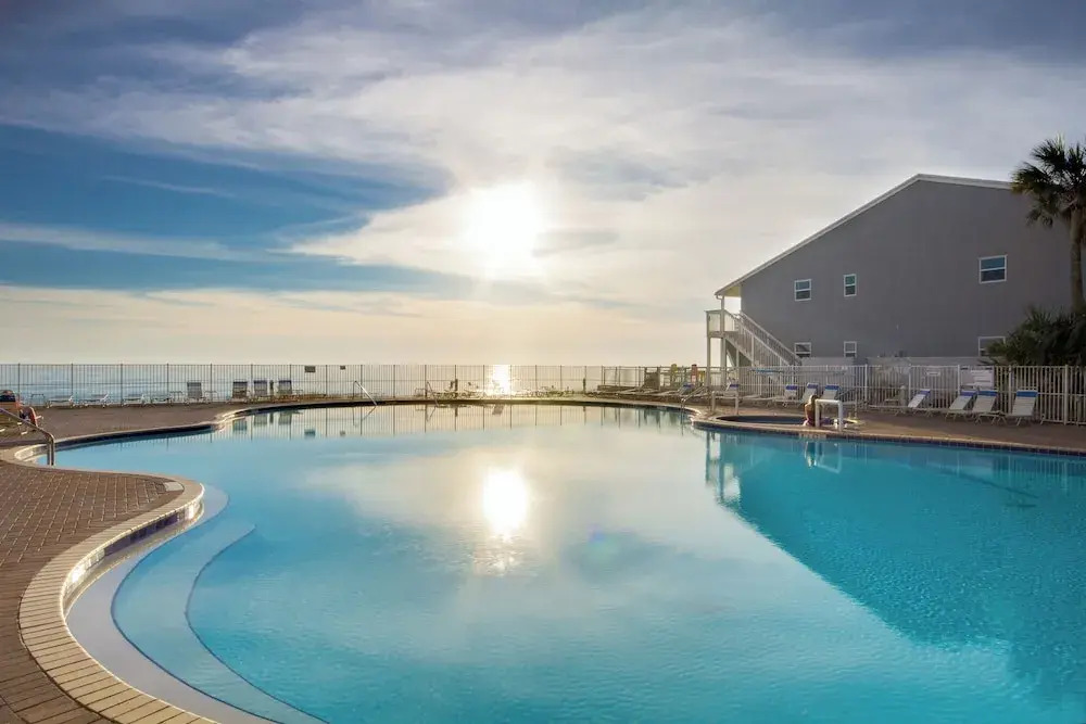 Sea Turtle Retreat! 3BR Beachfront Condo With Stunning Gulf Views Sleeps 8