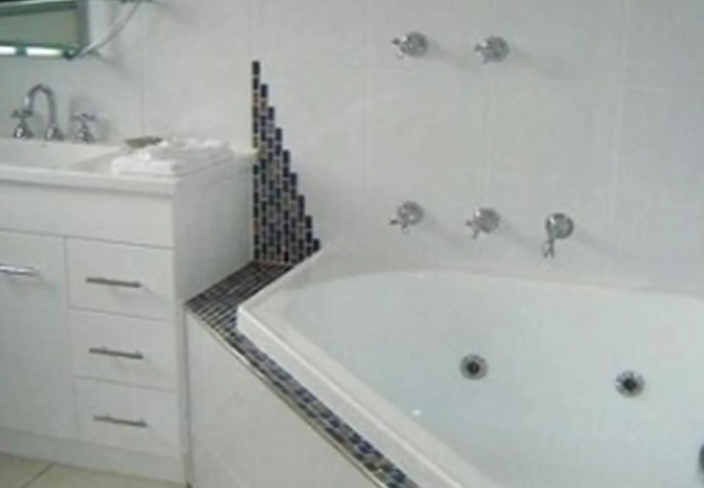Arches Spa Apartments